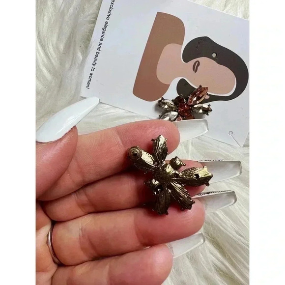 NWT Statement Earrings - Picture 3 of 4